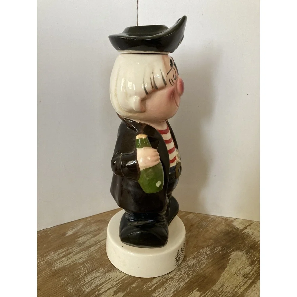 Vintage bar ceramic novelty liquor decanter musical pirate How Dry I Am 1960's